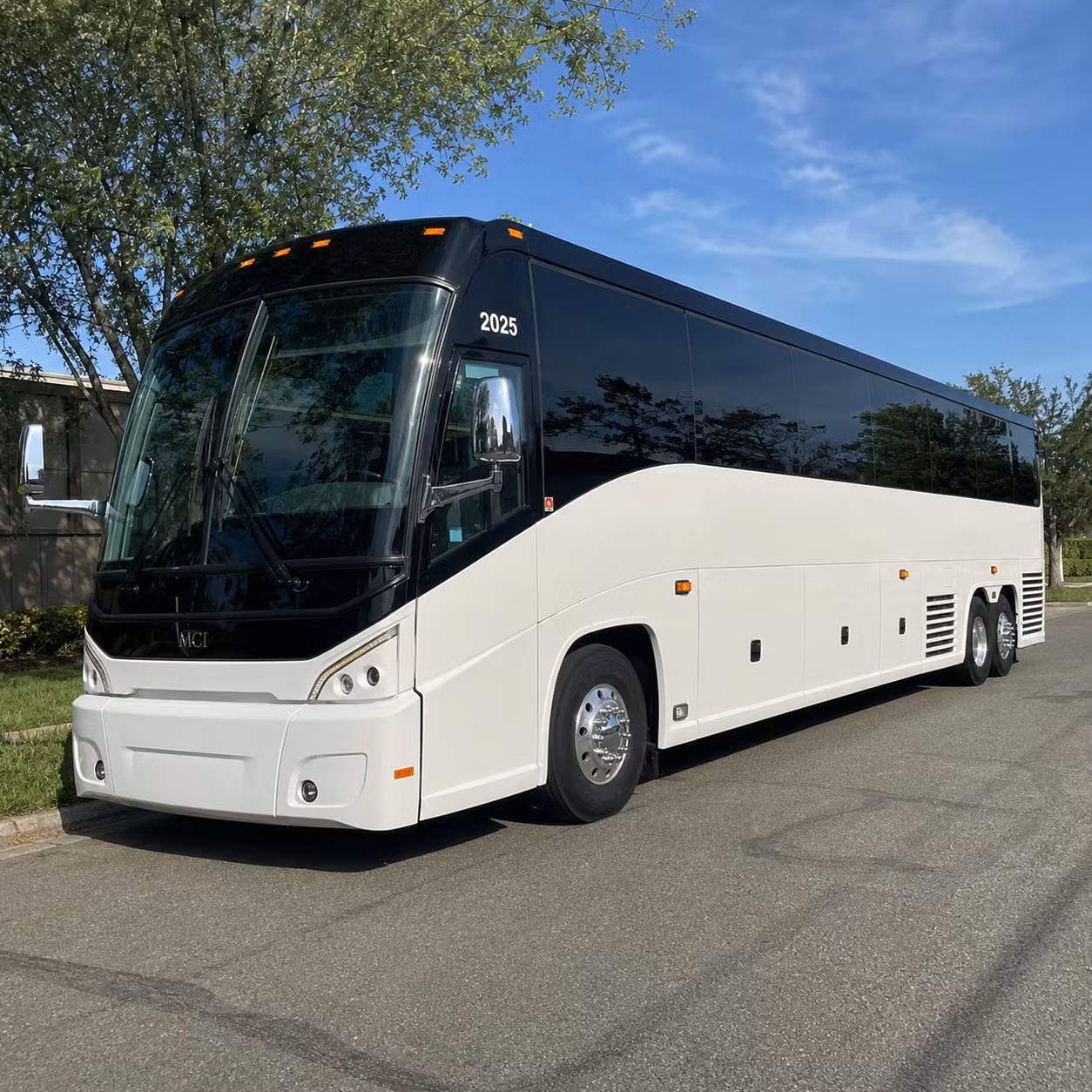 no better way for stonecrest sports teams to travel long distance than a private charter bus