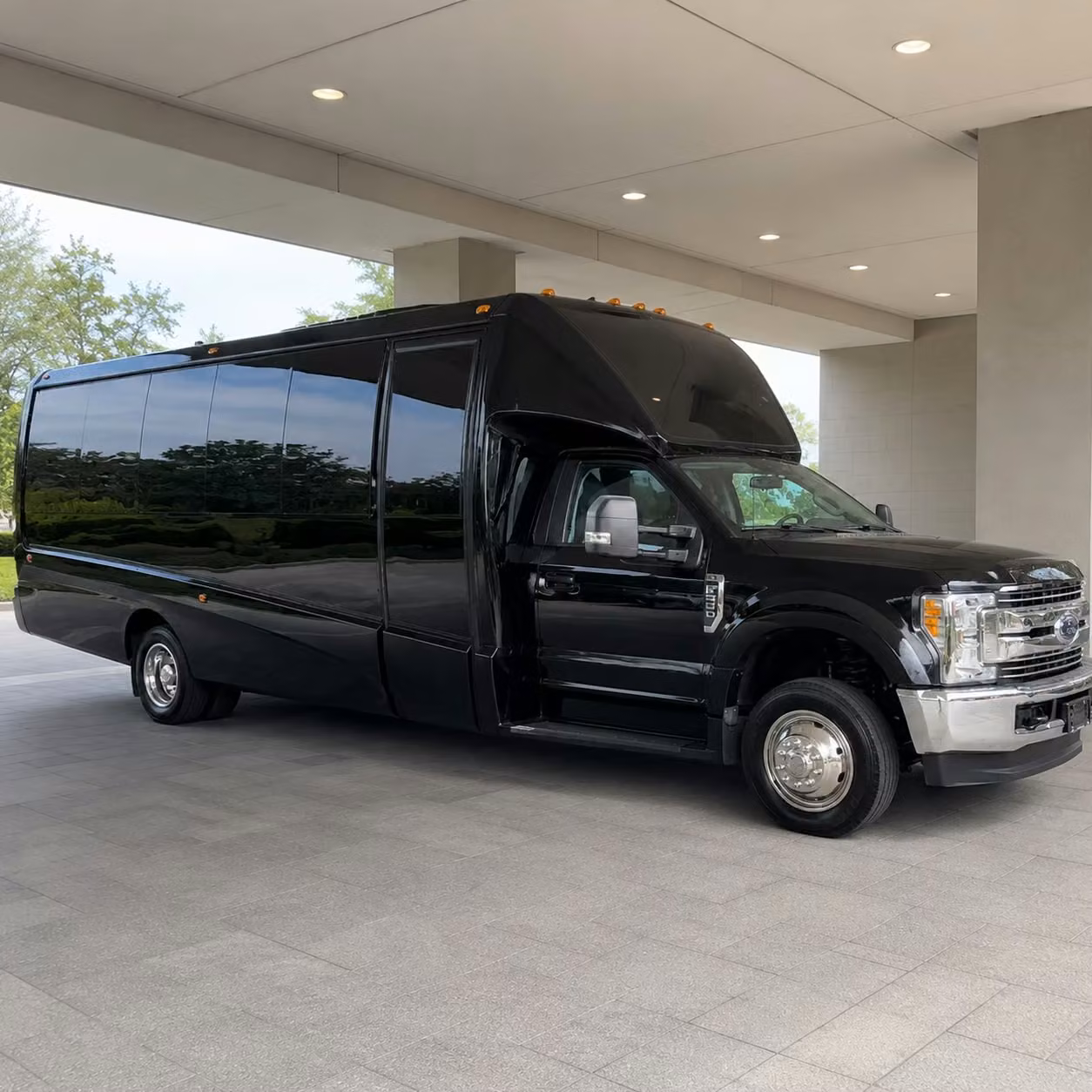 party buses for prom night in stonecrest are just a form away