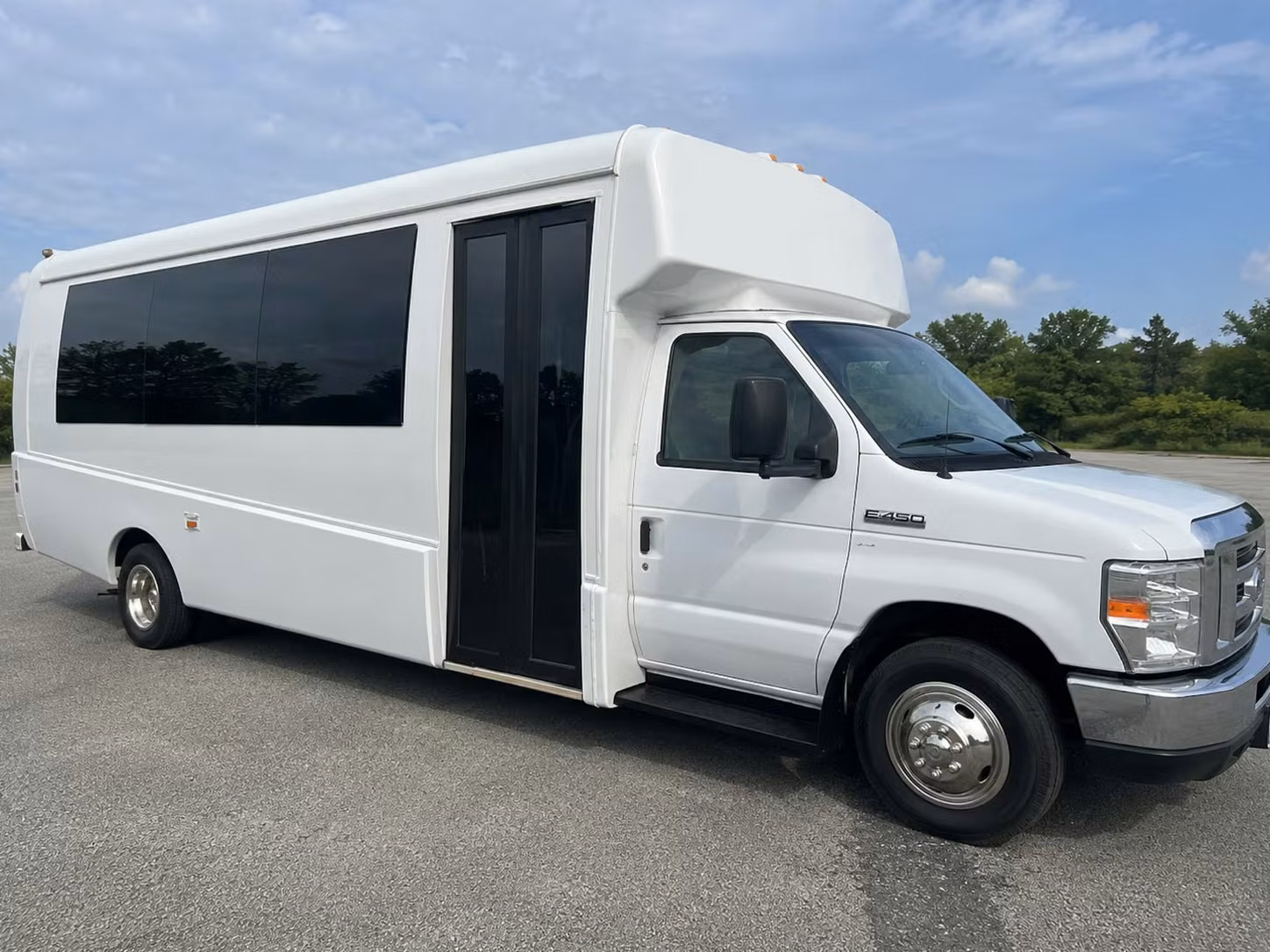 stonecrest concert bus rentals